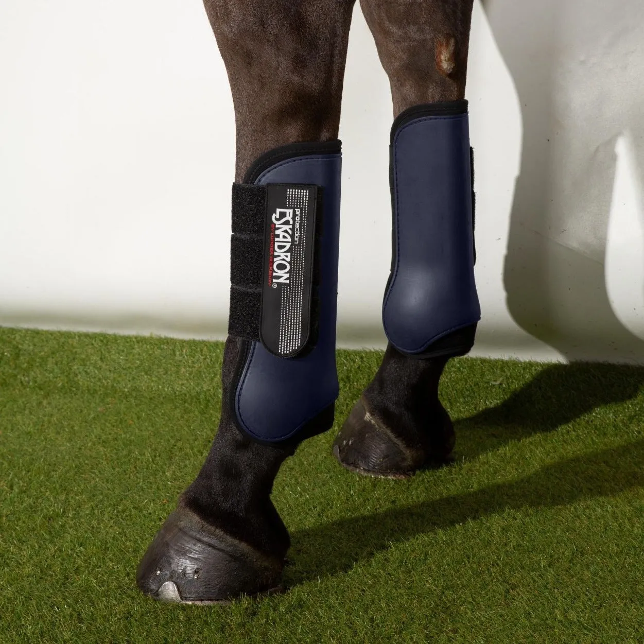 Eskadron Protection High H Tendon Boots