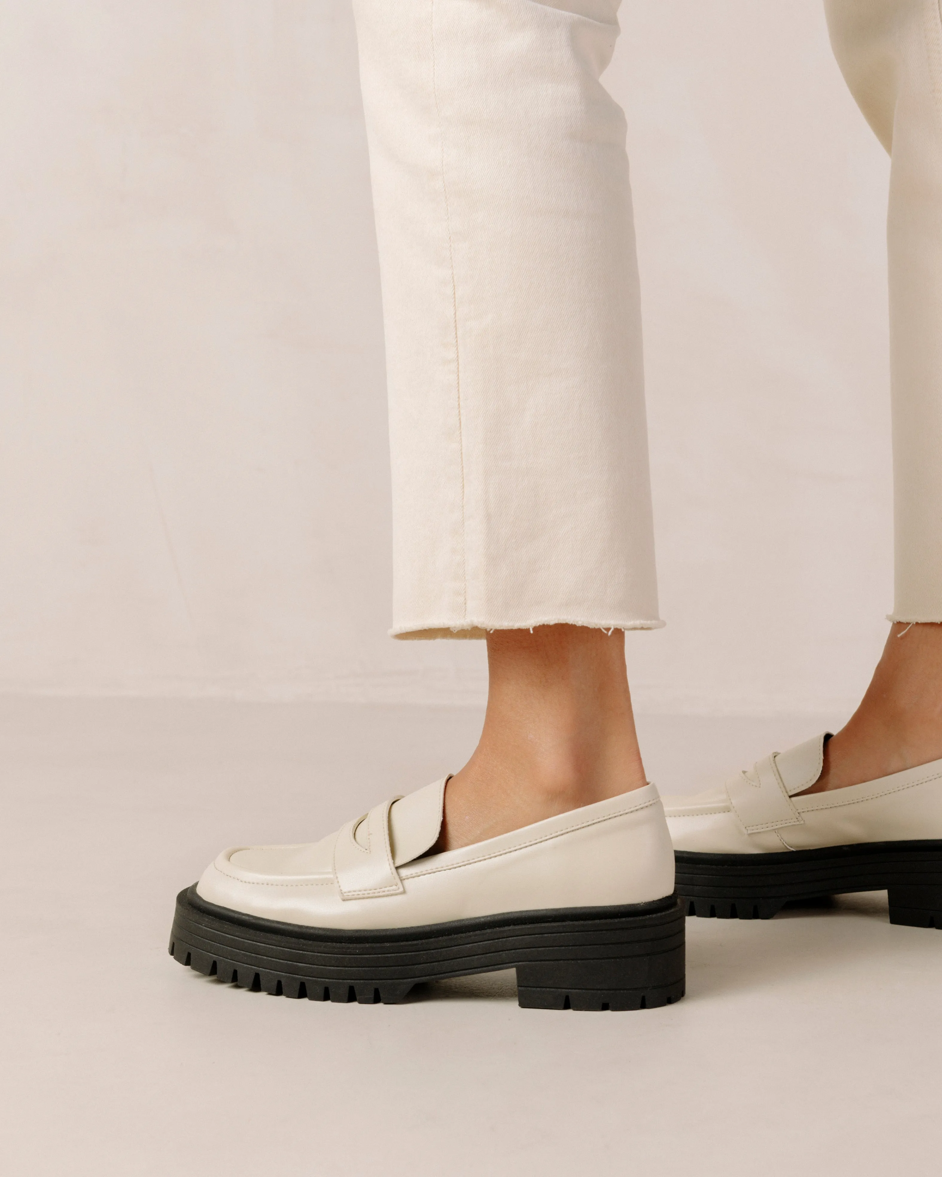 Mask Warm White Vegan Leather Loafers