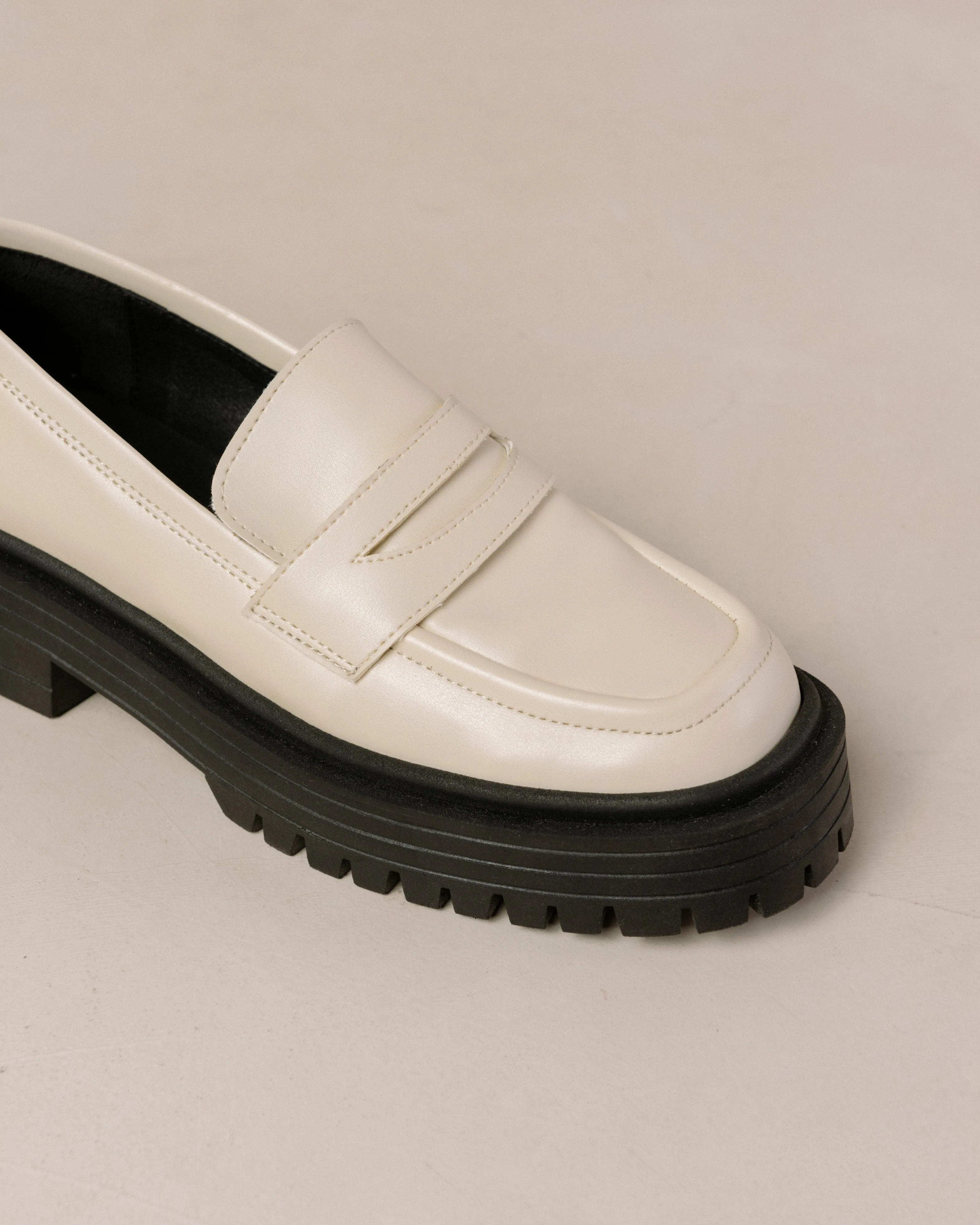 Mask Warm White Vegan Leather Loafers