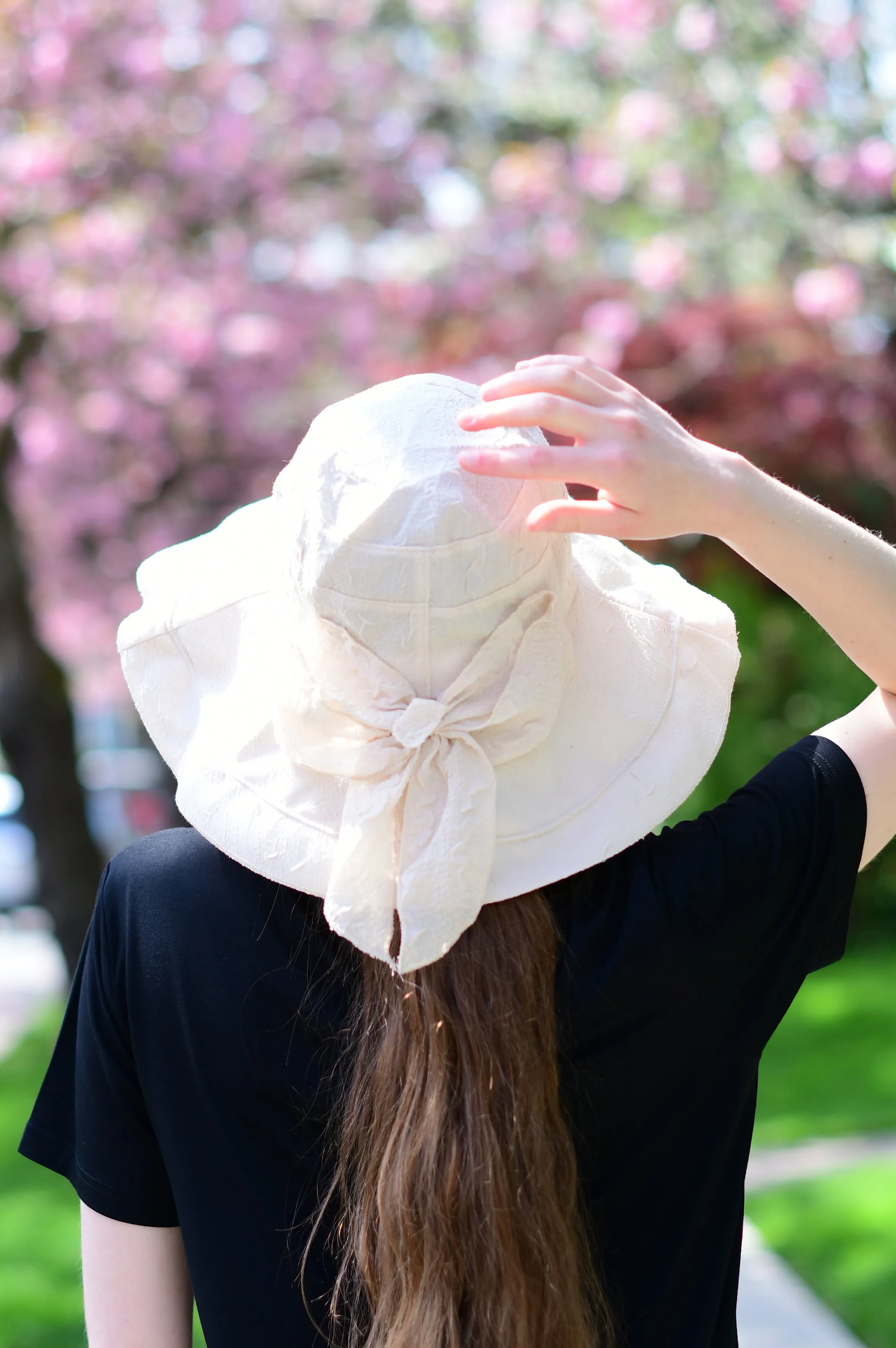 SUN HAT