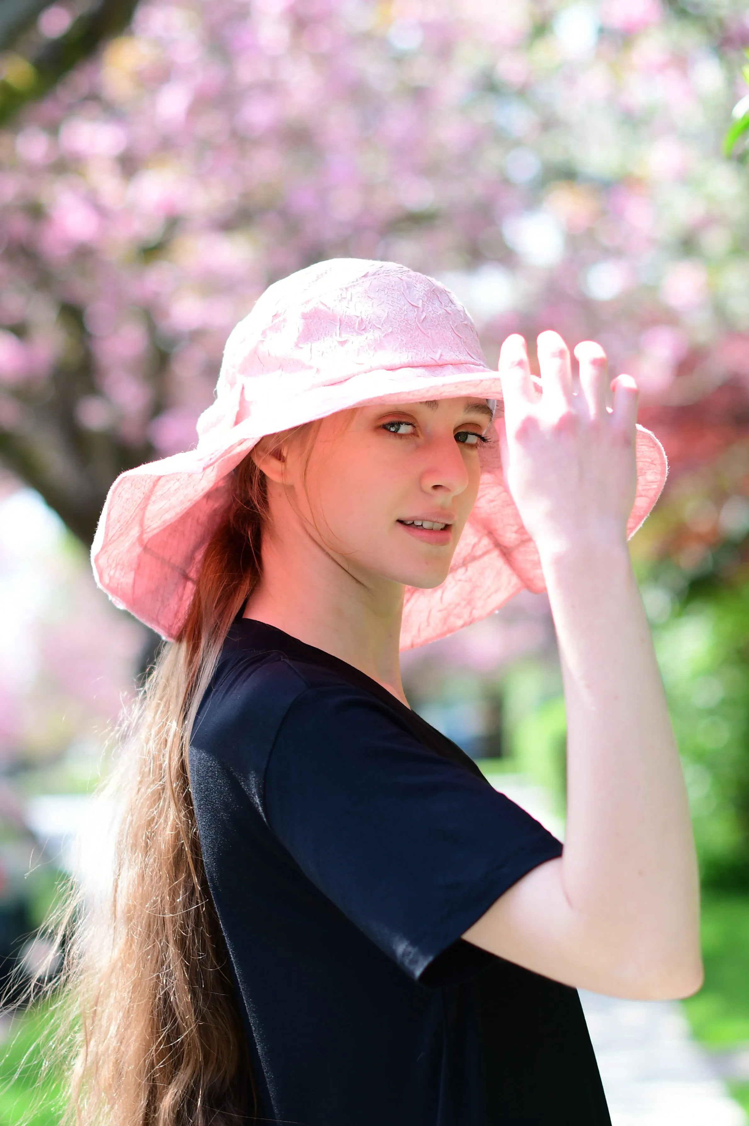 SUN HAT